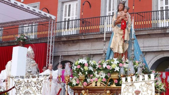 Celebración de la festividad de la Virgen de la Almudena